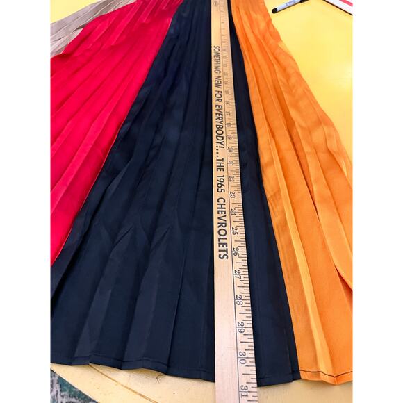 Karl Lagerfeld Paris Size 6 Colorblock Pleated Midi Dress NWT - Picture 10 of 10